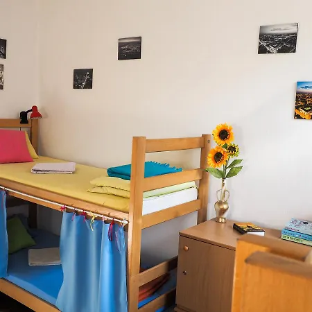 El Diablo Hostel *